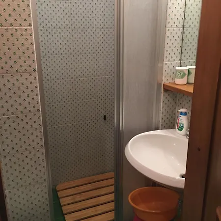 Beautiful 3 Bedroom Flat In Cortina With Car Park